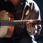 Chord Gitar dan Lirik Lagu Mencintai Dengan Ngeyel - Vadesta Sangat Mudah Dimainkan Untuk Anda