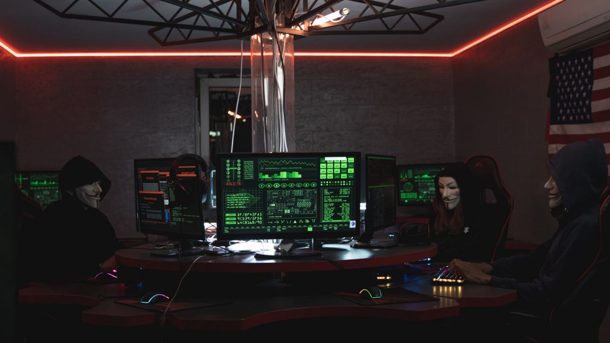 Ilustrasi hacker sebagai peretas Cyber Security [pexels]