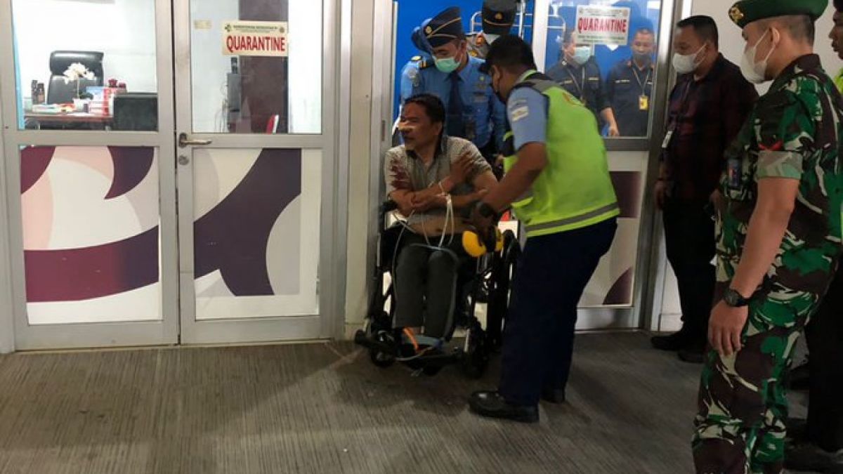 wni yg diturunkan oleh maskapai turkish airlines di KNO