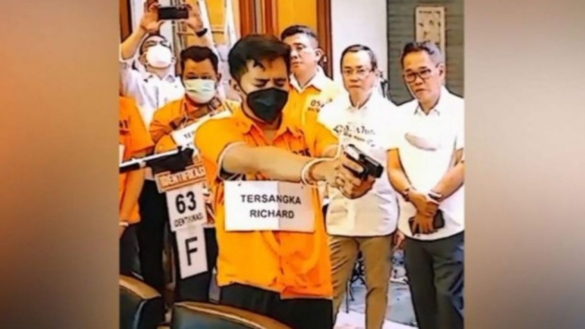 Beda Kronologi Bharada E Tembak Brigadir J Versi Sambo vs Penyidikan. [istimewa]