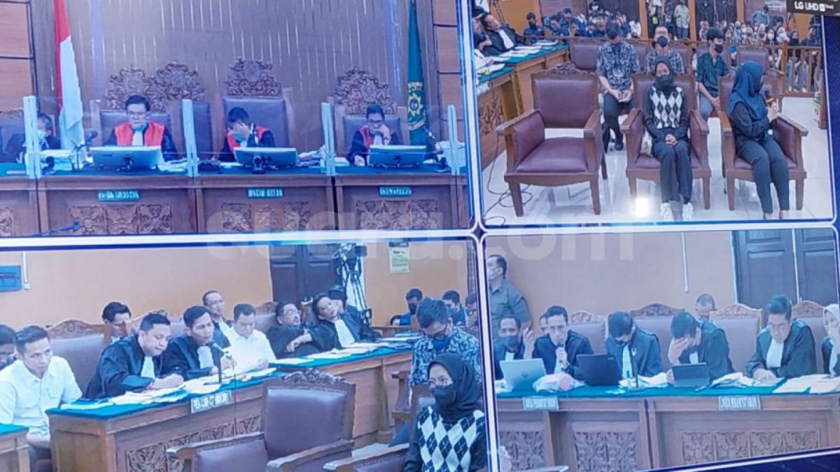 Dua tenaga kesehatan (nakes) atau petugas PCR dihadirkan jaksa penuntut umum (JPU) dalam sidang lanjutan kasus pembunuhan berencana terhadap Brigadir J atau Nofriansyah Yosua Hutabarat. [Tangkapan layar]