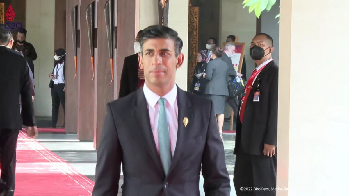 Perdana Menteri Inggris Rishi Sunak tiba di lokasi KTT G20 di Nusa Dua, Bali, Selasa (15/11/2022). [Biro Pers Setpres]