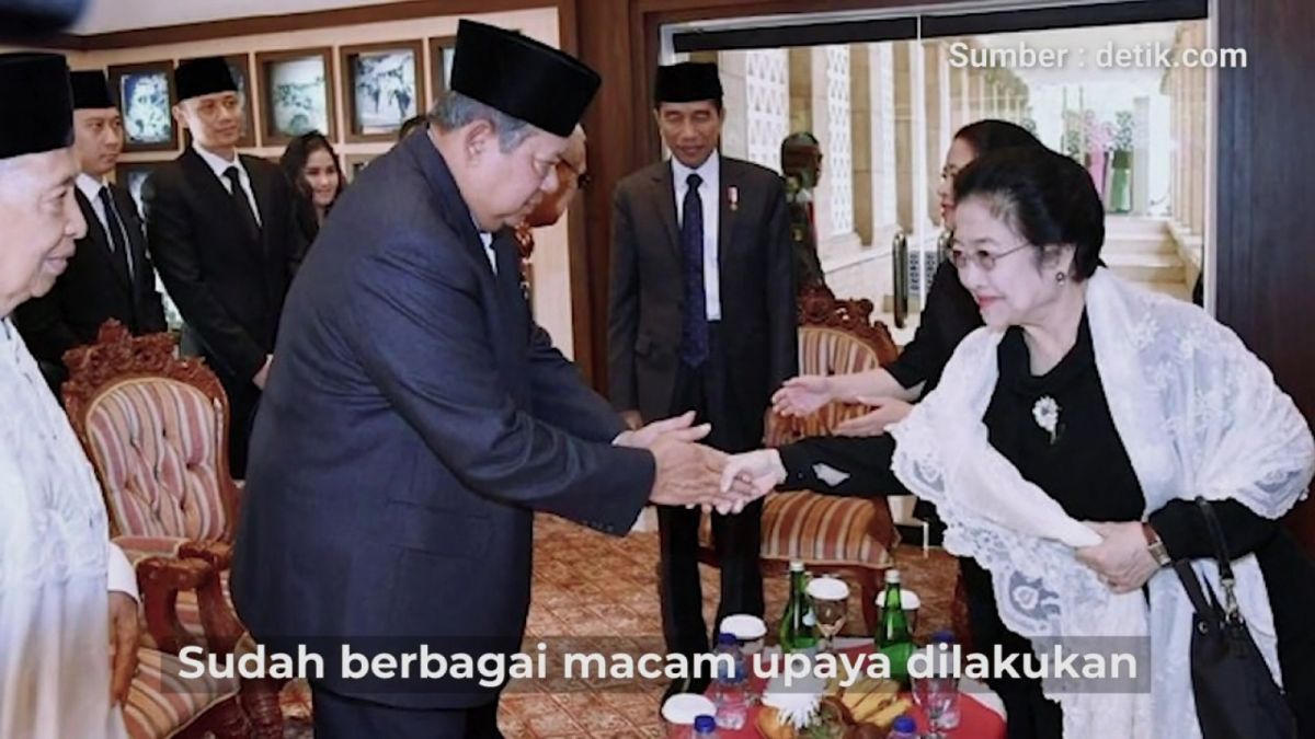Tangkapan layar momen Megawati bersalaman dengan SBY disaksikan Presiden Jokowi [youtube/bang Panda]