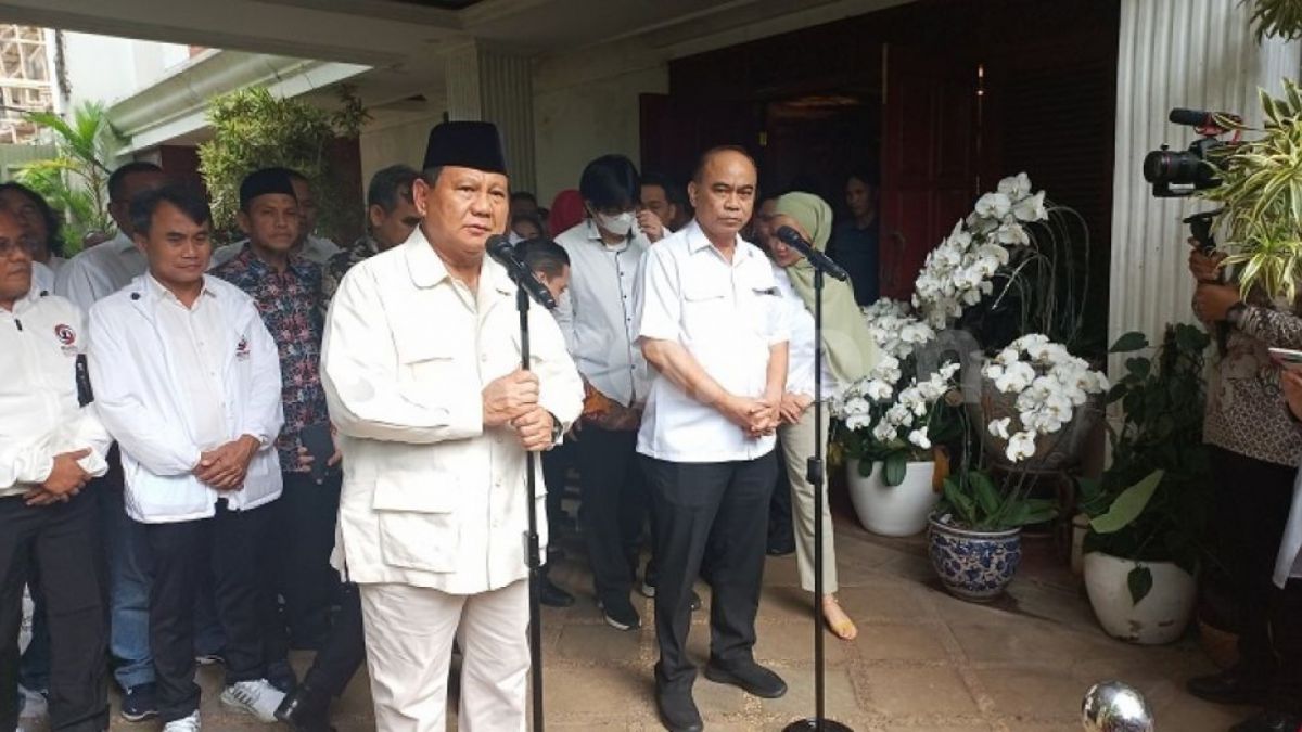 Ketum Partai Gerindra Prabowo Subianto setelah menerima relawan Jokowi di Kertanegara, Jaksel. [Suara.com/Bagaskara]