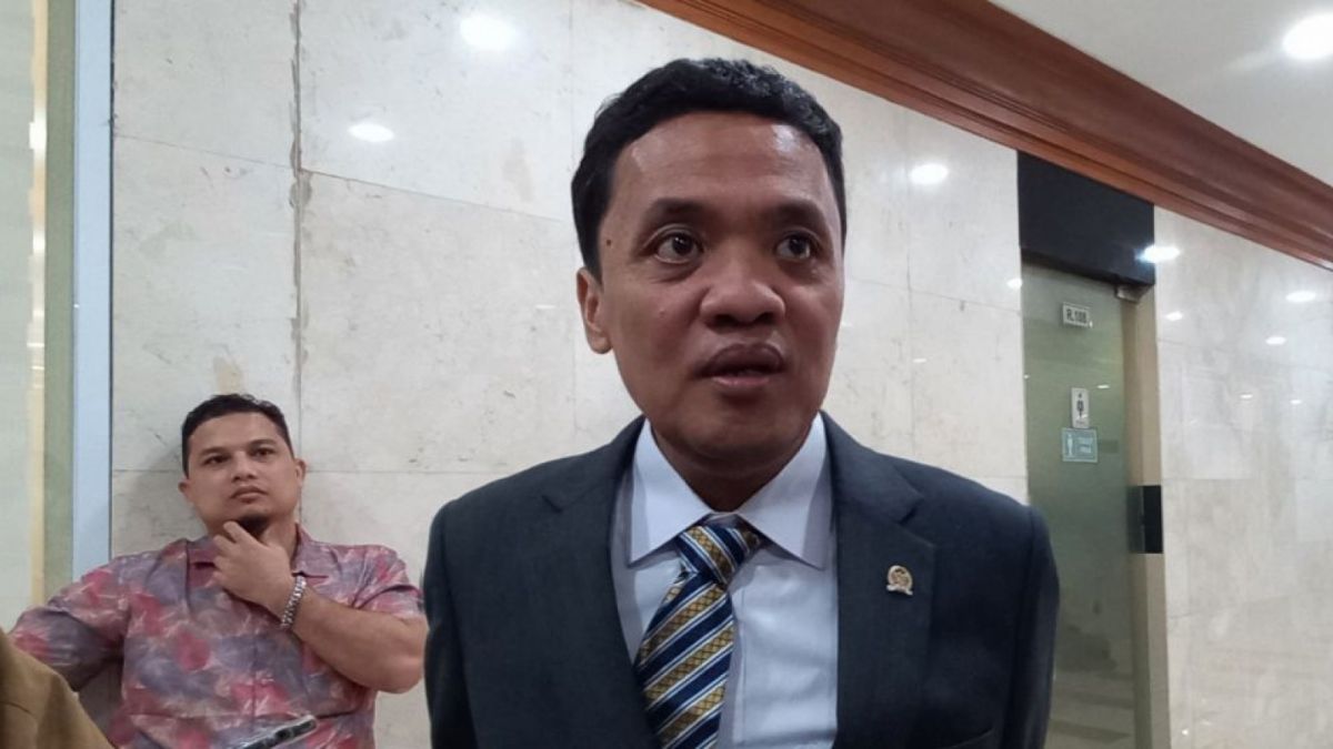 Anggota Komisi III DPR Fraksi Gerindra Habiburokhman [Suara.com/Novian Ardiansyah]
