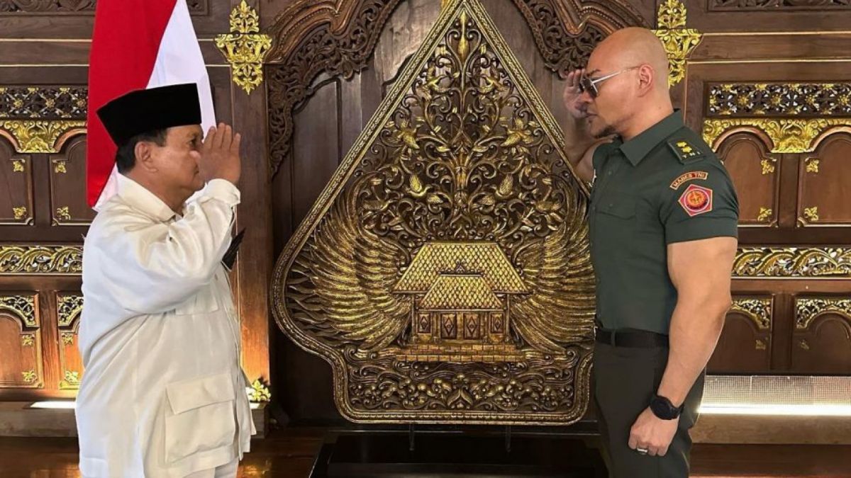 Menhan Prabowo dan Letkol Tituler Deddy Corbuzier [Twitter @Corbuzier]
