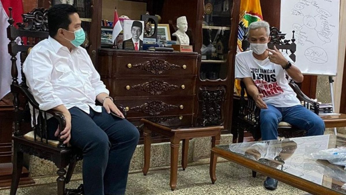 Menteri BUMN Erick Thohir bertemu Gubernur Jawa Tengah Ganjar Pranowo di Puri Gedeh Semarang [ANTARA/HO-Kementerian BUMN/aa]
