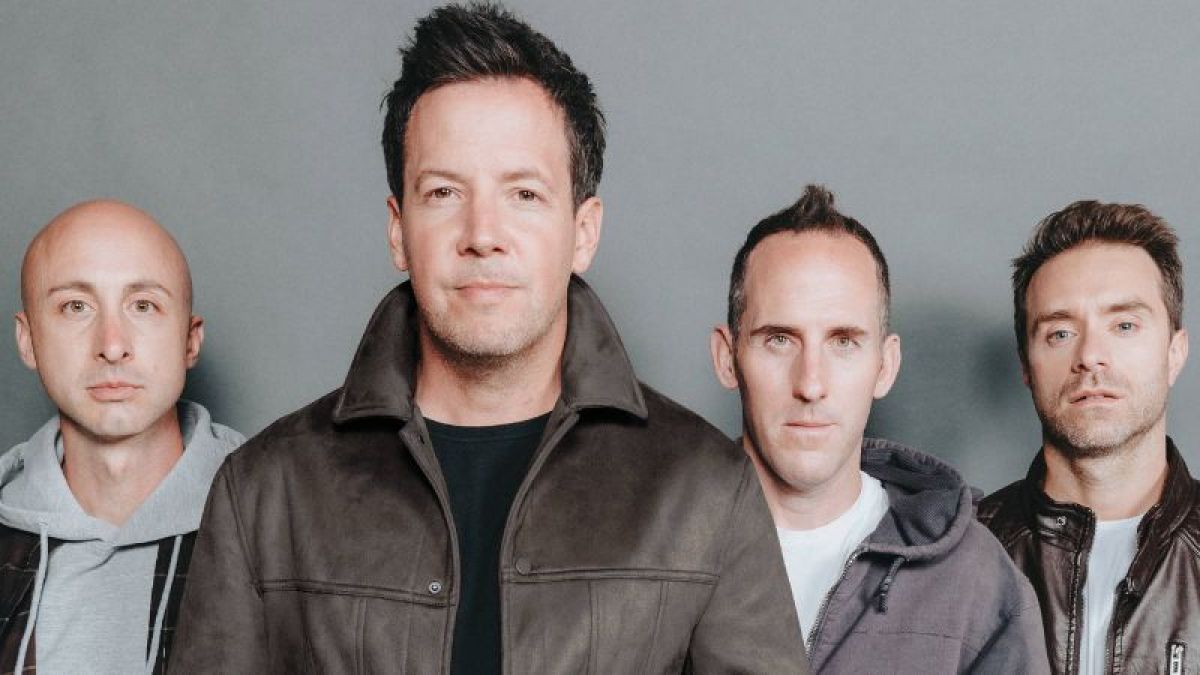 Simple Plan [Credit Jordan Kelsey Knight]