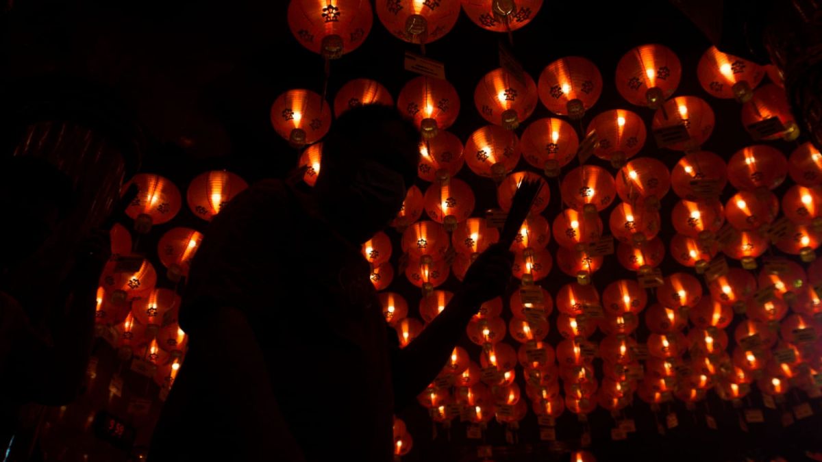 Sembahyang Imlek Boen San Bio [serang.suara/Anhar Rizki Affandi]