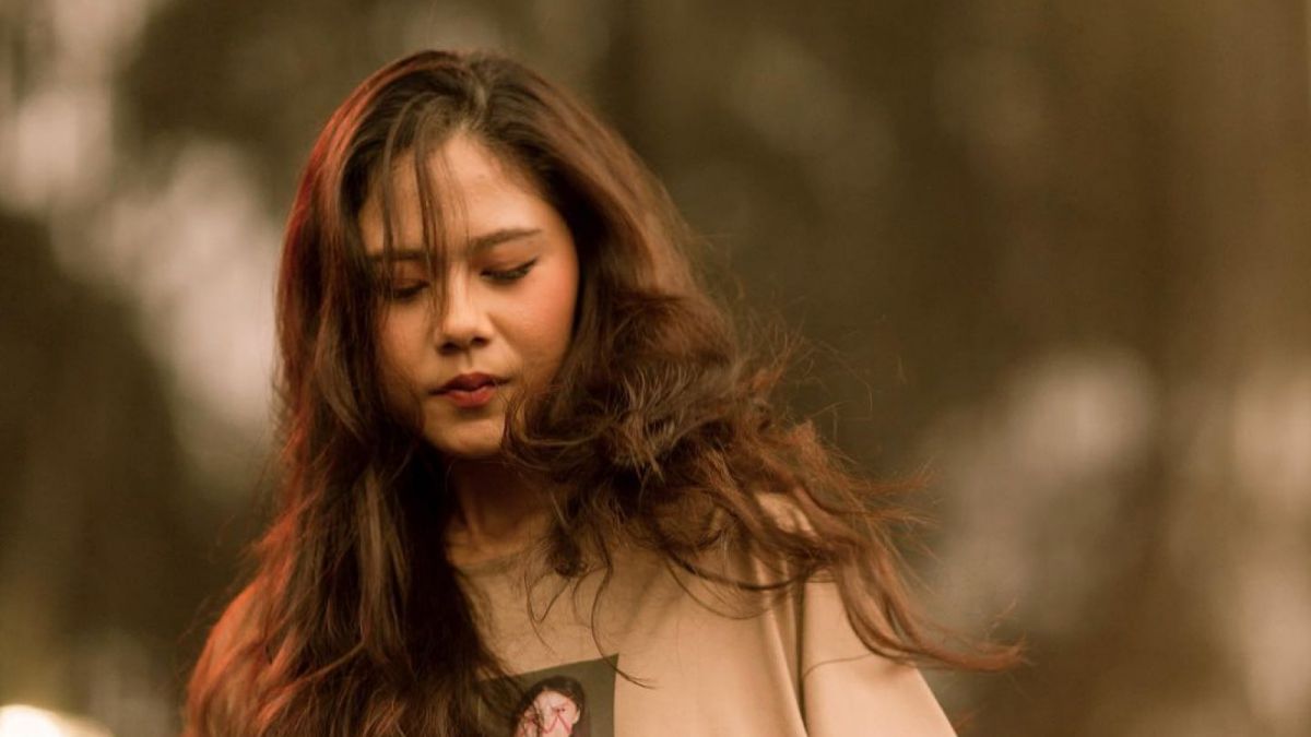 Nadin Amizah [@cakecaine]