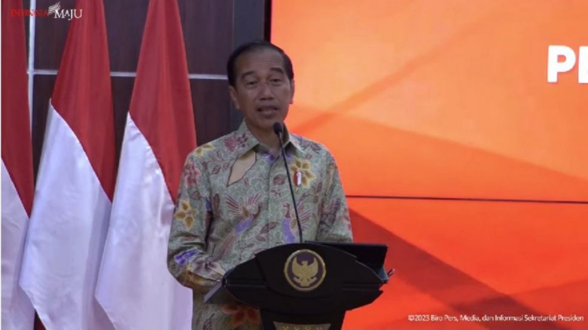 Presiden Jokowi saat memberikan arahan saat membuka Rapat Kerja Nasional (Rakernas) Badan Kependudukan dan Keluarga Berencana Nasional (BKKBN), Rabu (25/1/2023). (YouTube Sekretariat Presiden)
