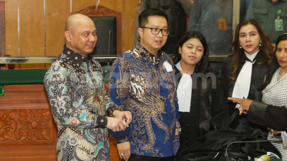 Teddy Minahasa [Suara.com/Alfian Winanto]