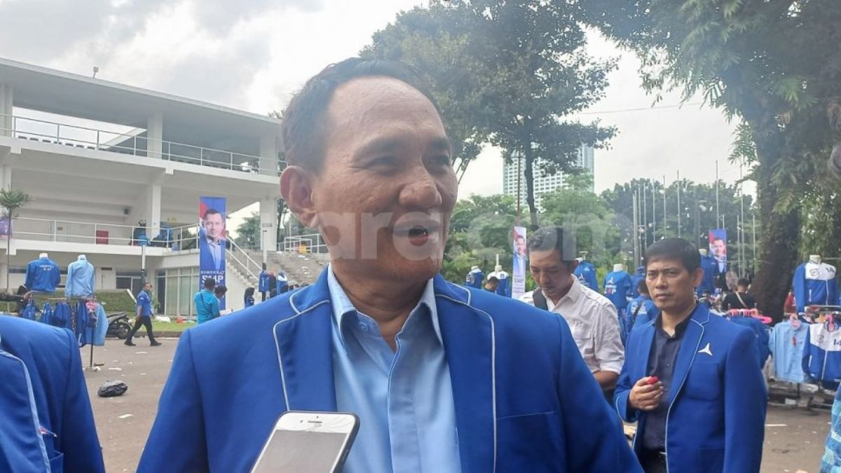 Ketua Bappilu DPP Partai Demokrat, Andi Arief, mengatakan proses penentuan calon wakil presiden untuk Anies Baswedan dalam Koalisi Perubahan sudah mencapai 80 persen. (Suara.com/Bagaskara)