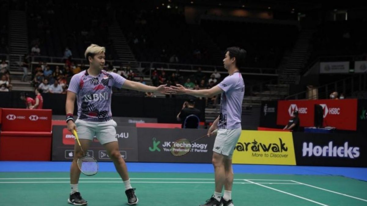 Ganda putra Kevin Sanjaya Sukamuljo/Marcus Fernaldi Gideon kalah dari Takuro Hoki/Yugo Kobayashi (Jepang) pada babak 16 besar Singapore Open 2023, Kamis (8/6/2023). (ANTARA/HO-PP PBSI)