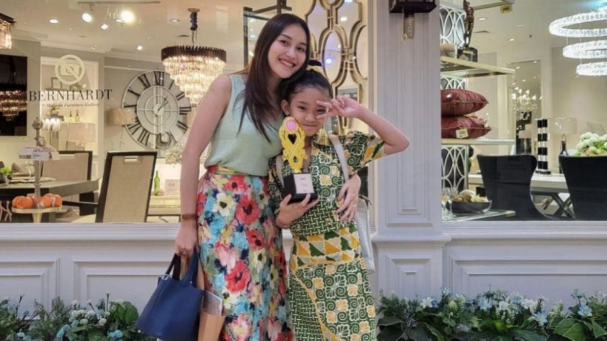 Potret Ayu Ting Ting dan Bilqis (Instagram/@ayutingting92)