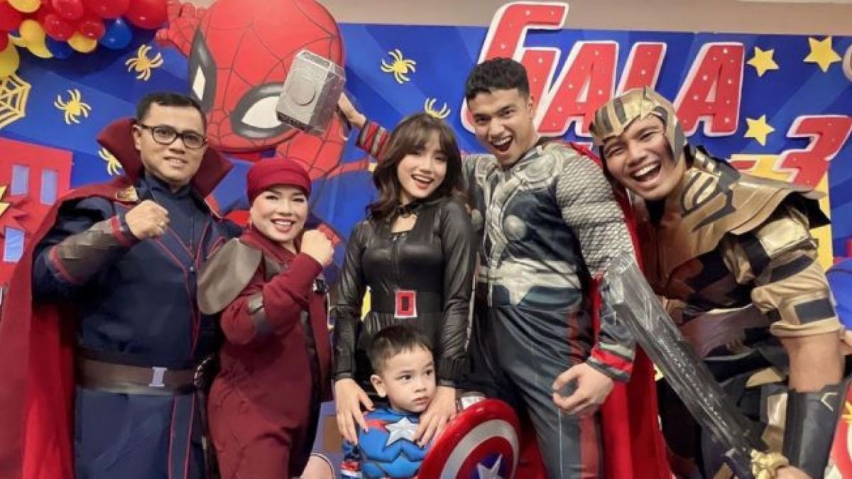 Fotoshoot Gala Sky saat Ultah tanpa Klopper [Instagram/fuji]