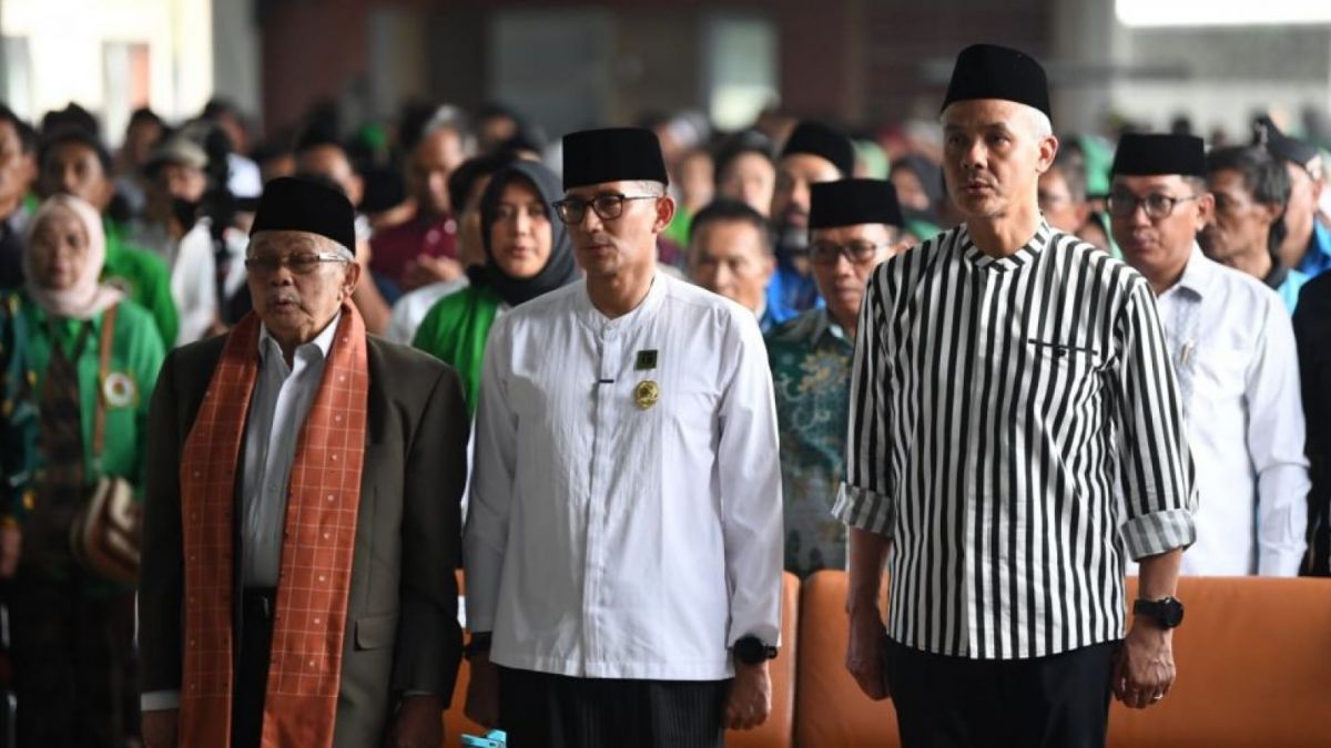 Bakal capres dari PDIP, Ganjar Pranowo bertemu Sandiaga Uno dalam acara Silaturahmi Bersama Ulama dan Tokoh Agama se-Kabupaten Bogor di kediaman tokoh PPP Rachmat Yasin. [Dok. DPP PDIP]