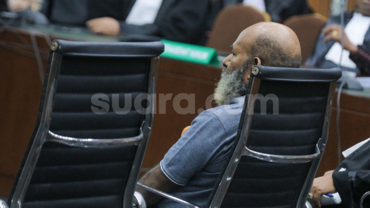 Lukas Enembe [Suara.com/Alfian Winanto]