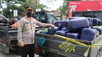 4 pelaku penimbun BBM bersubsidi di Tangerang, ditangkap Polisi