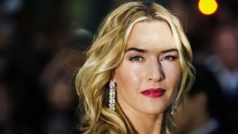 Kate Winslet 'Titanic' Dilarikan ke RS karena Jatuh saat Syuting Film