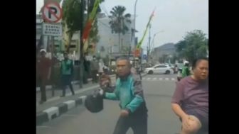 Polisi Selidiki Ojol Ancam Pengemudi Mobil di Pulogadung