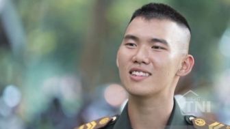 Cerita Haru Perwira TNI Keturunan Tionghoa Pertama Mengabdi Jadi Dokter Militer