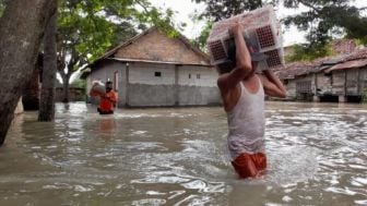 1.712 Warga Desa Idaman di Pandeglang Terisolir Banjir