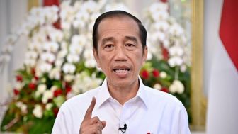 Jokowi Pastikan Tak Ada Sanksi dari FIFA