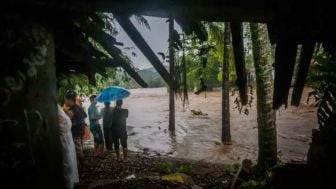 Pemprov Banten Bantu Penanganan Dampak Banjir di Lebak