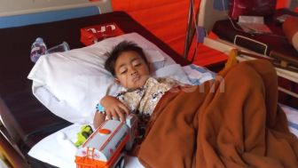 Cerita Dramatis Azka Ditemukan, Bocah  yang Selamat dari Timbunan Bangunan Selama 3 hari Paca Gempa Cianjur