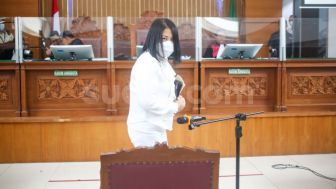 Putri Candrawathi Sakit Saat Dituntut 8 Tahun Penjara di Kasus Pembunuhan Brigadir J