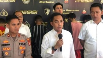 Live Esek-esek dan Raup Cuan Hingga 15 Juta di Dream Live, Tiga Orang Dibekuk Polres Jakbar