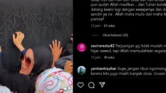 Netizen Kaget Saat Isa Zega Cium Hajar Aswad, Warganet: Entah Amalan Yang Mana