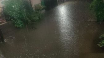 Akibat Bangunan Pasar Kaget, Puluhan Rumah Terendam Banjir saat Diguyur Hujan