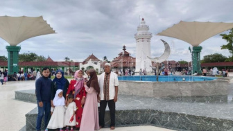 Wisata Religi ke Makam Sultan Maulana Hasanudin, Banten pada Peringatan 10 Muharram