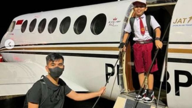 Wuih, Farel Prayoga Berangkat Sekolah pakai Jet Pribadi