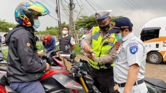 Tim Pembina Samsat Banten Terus Gencarkan Razia Kendaraan Bermotor