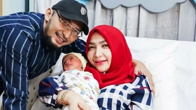 Roro Fitria Mohon Percerainya Dikabulkan Pengadilan