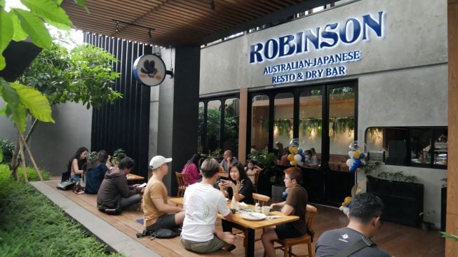 Pilihan Baru Berburu Kuliner Unik Ala Robinson and Dry Bar