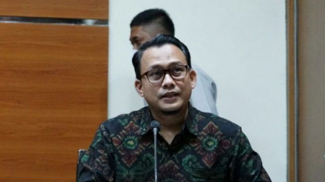 KPK OTT Wali Kota Bandung, Yana Mulyana Suap CCTV dan Jasa Internet