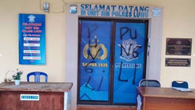 DPR Tak Yakin Coretan Dinding 'Sarang Korupsi, Sarang Pungli' di Polres Luwu dilakukan Polisi ODGJ