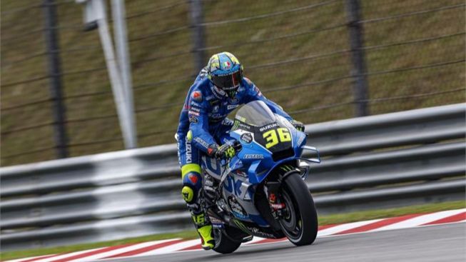 Hujan Gagal Hentikan Aksi Pembalap Suzuki di MotoGP Malaysia