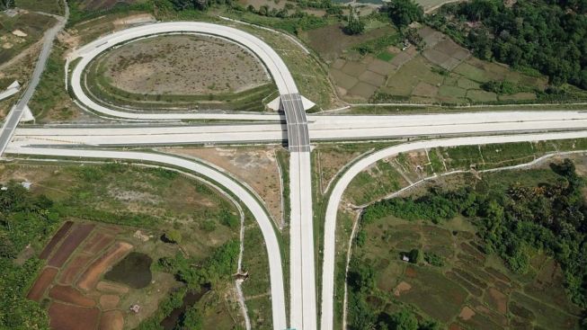 Progres Proyek Tol Trans Sumatera Tahap I Ditarget Rampung pada 2023-2024