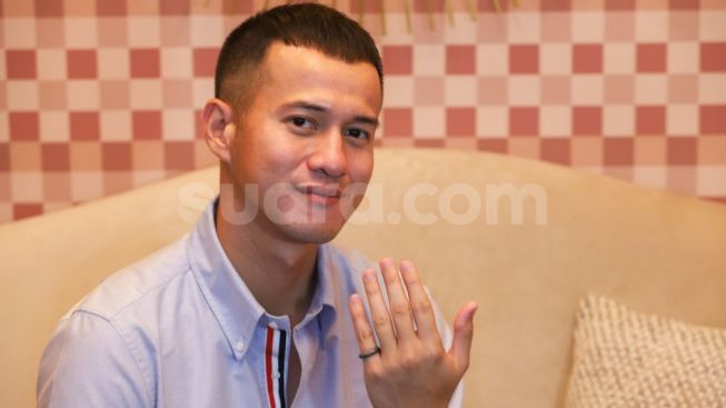 Sikap Herjunot Ali pada Kaum LGBT: "Dimana bumi dipijak, di situ langit dijunjung"