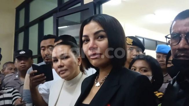 Sumpah Nikita Mirzani untuk Dito Mahendra yang Mangkir di Pengadilan: 'Semoga dicabut nyawanya sama Tuhan'