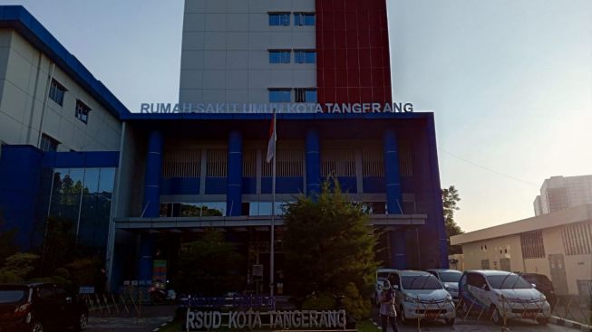 Fajri Pemuda Obesitas 300 Kg Rujuk ke RSCM, RSUD Kota Tangerang Terjunkan 10 Dokter