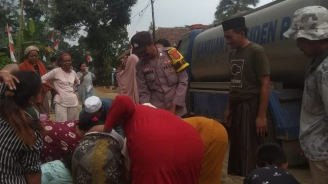 Ribuan Warga di Serang Tak Miliki Jamban, Caleg Nasdem Nilai Pemerintah Tak Peka