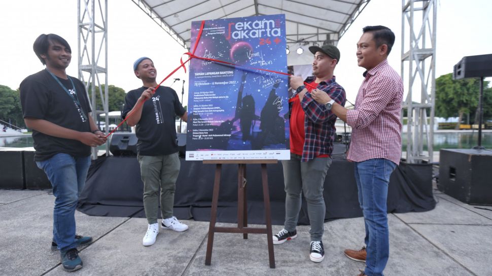 Pembukaan Store Terbaru dengan Pameran Fotografi dan Pesta Media