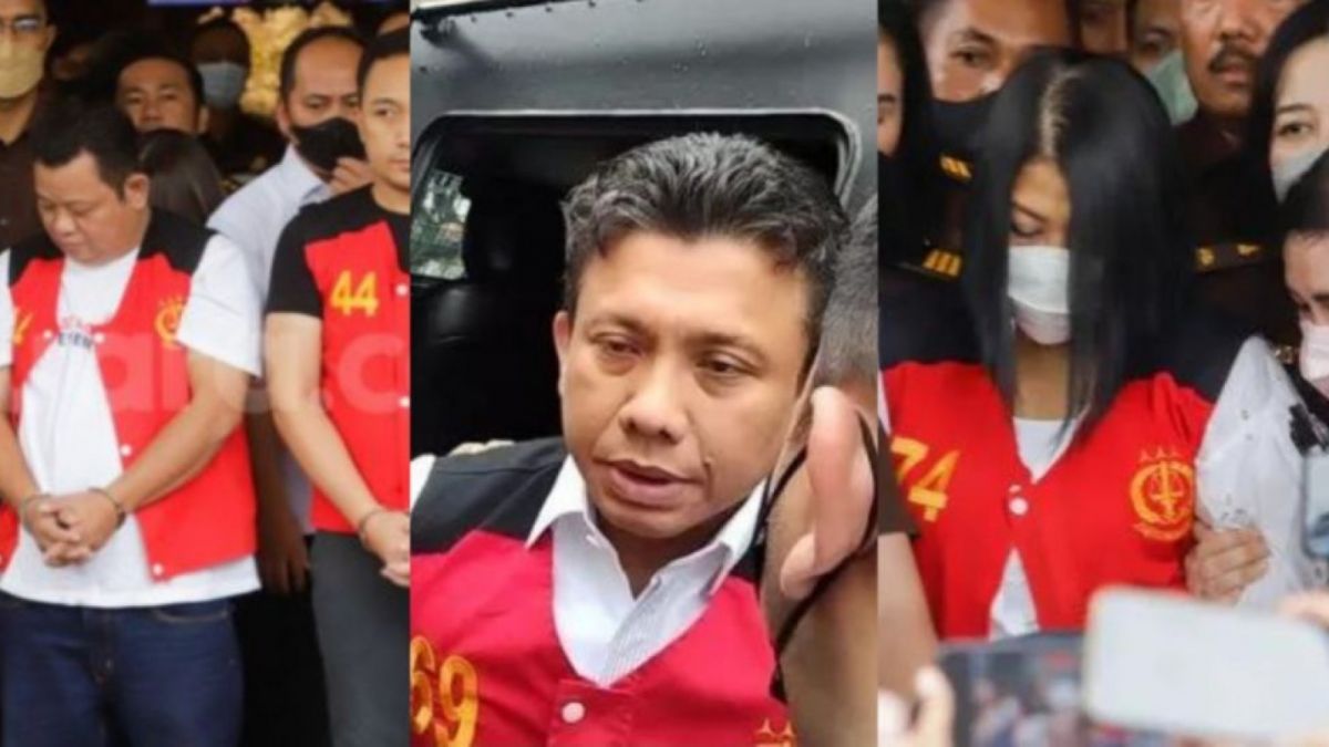 Kolase Ferdy Sambo Cs pakai rompi merah tahanan Kejagung. Pengacara Bharada E meminta JPU untuk menghadirkan terdakwa lain untuk hadir sebagai saksi dalam sidang lanjutannya, Selasa (25/10/2022). [Suara.com]
