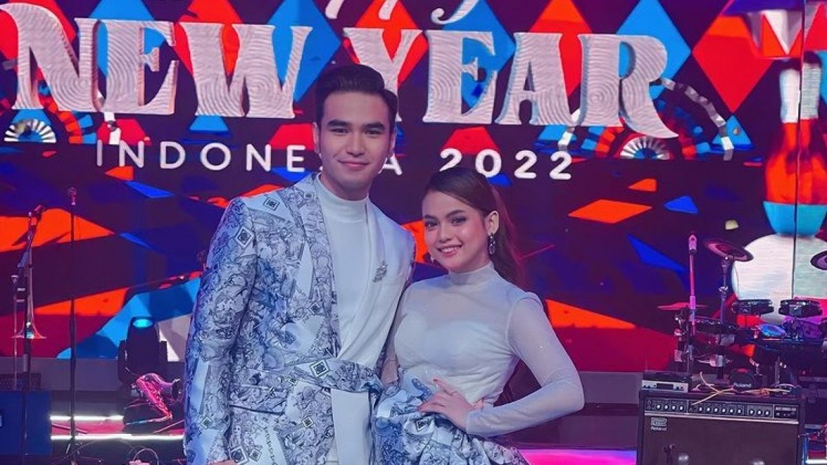 Potret kedekatan Hari LIDA dan Putri Isnari. [Instagram.com]